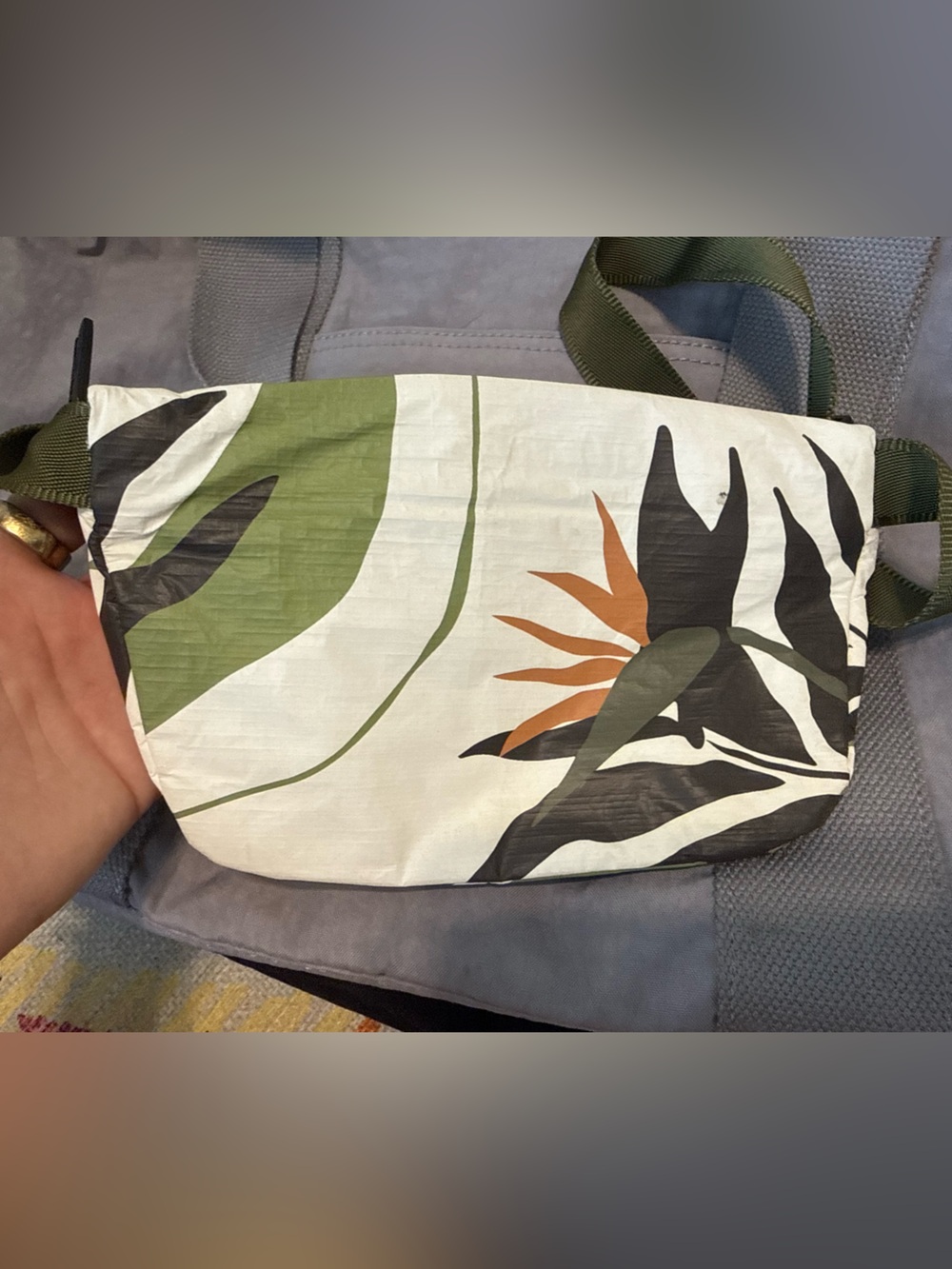 ALOHA Collection Birds of Paradise Fanny Pack Belt Bag - Picture 3 of 3